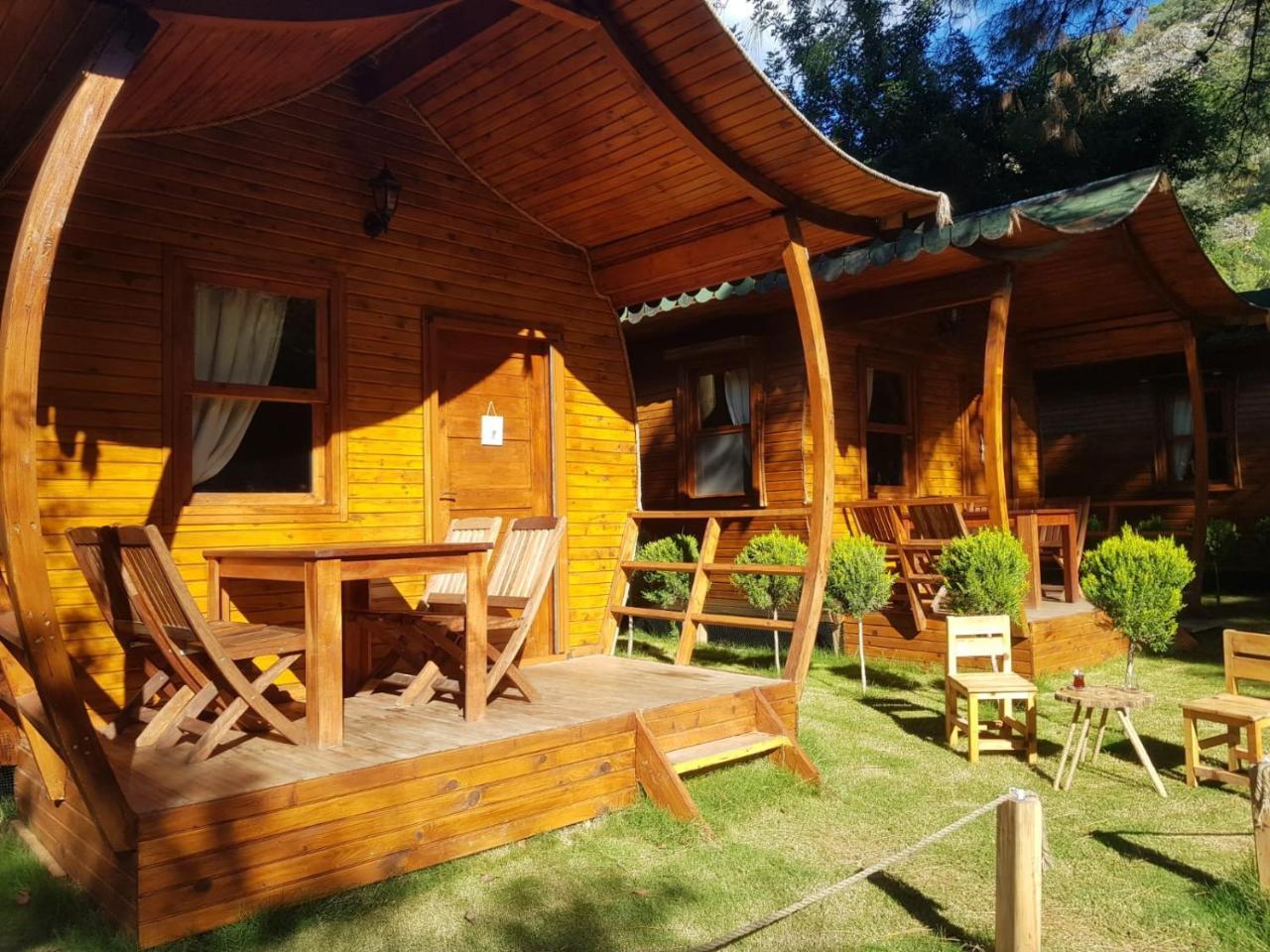 היסרונו Green Pine Beach & Bungallows מראה חיצוני תמונה